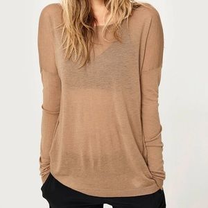 NWT Lolë Caelie Sweater